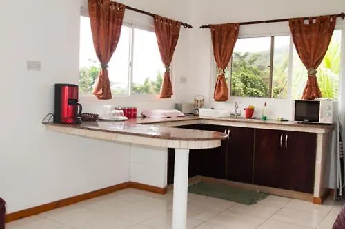 Apartment Josies Cottage Beau Vallon