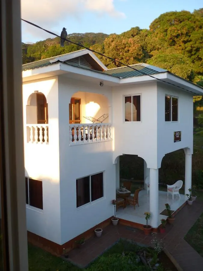 Josies Cottage Beau Vallon  0*, Beau Vallon (Mahe)