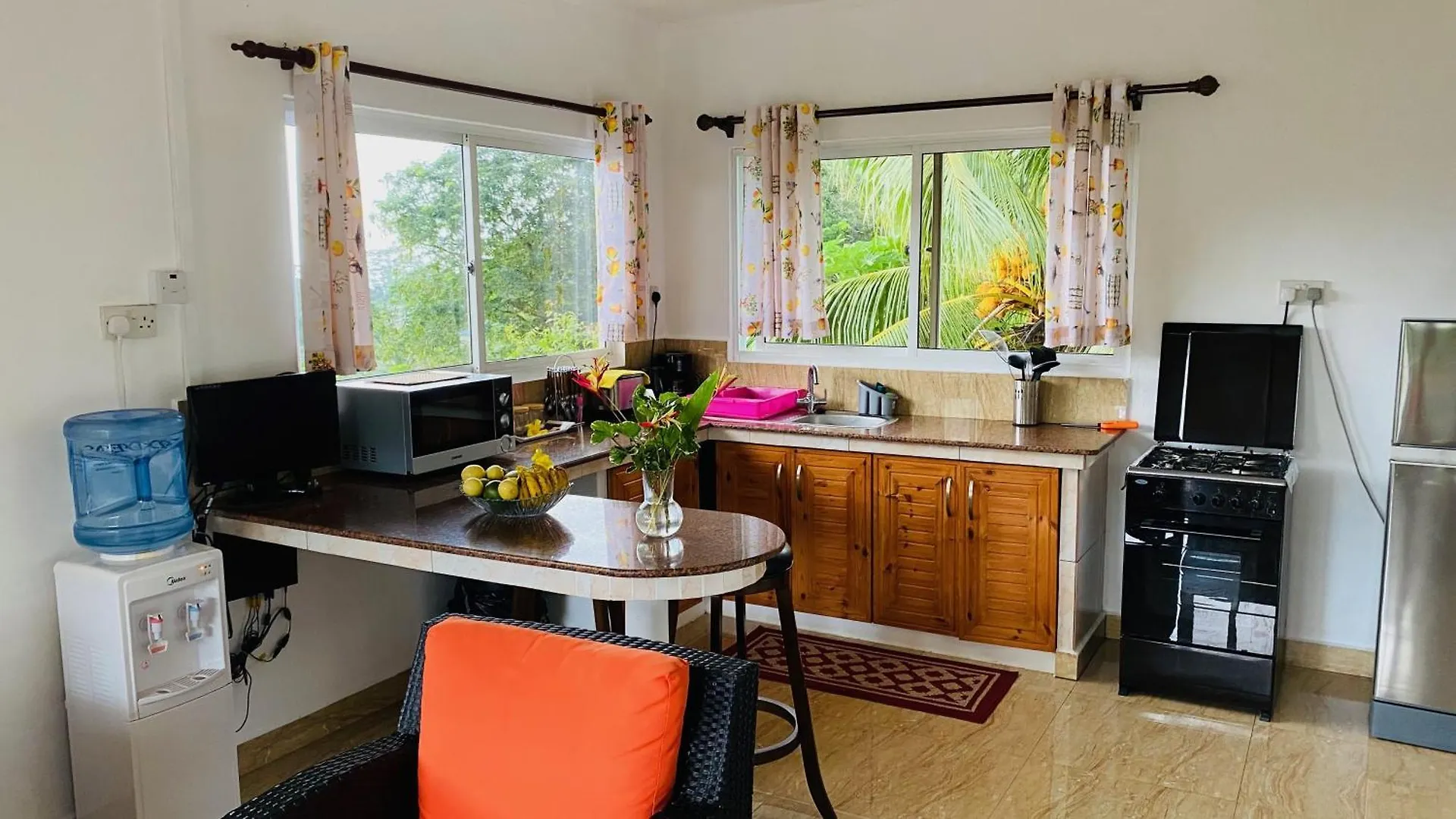 Josies Cottage Beau Vallon