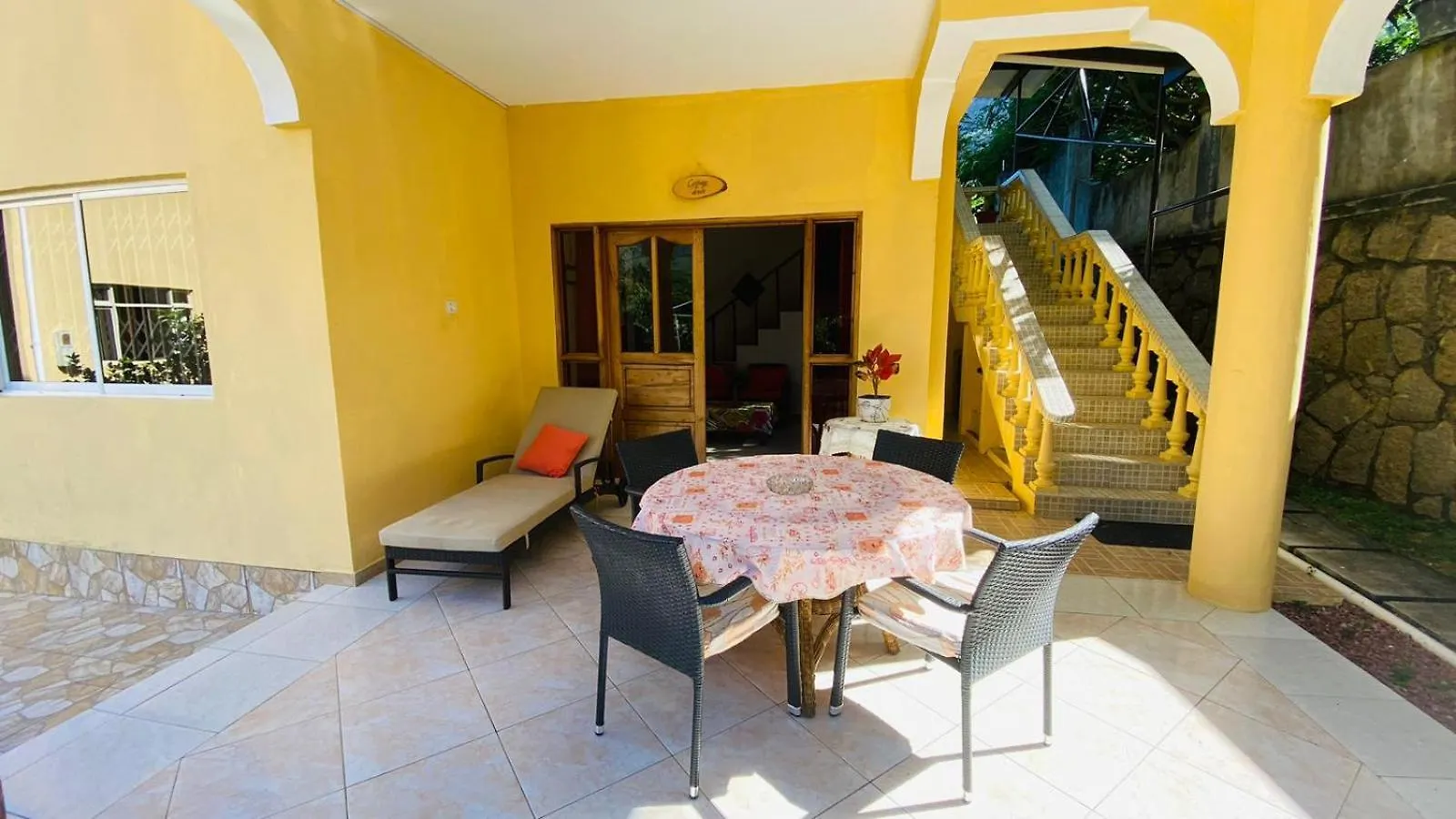 Apartment Josies Cottage Beau Vallon